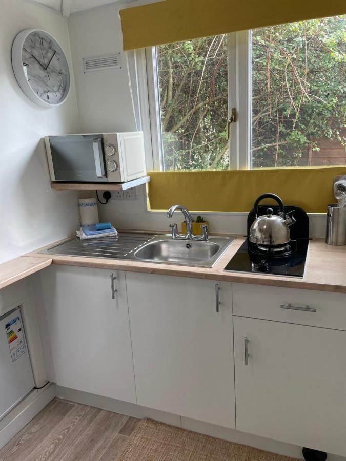 The Little Nest Beach Sole Use Accommodation Near To Bath ウィック エクステリア 写真