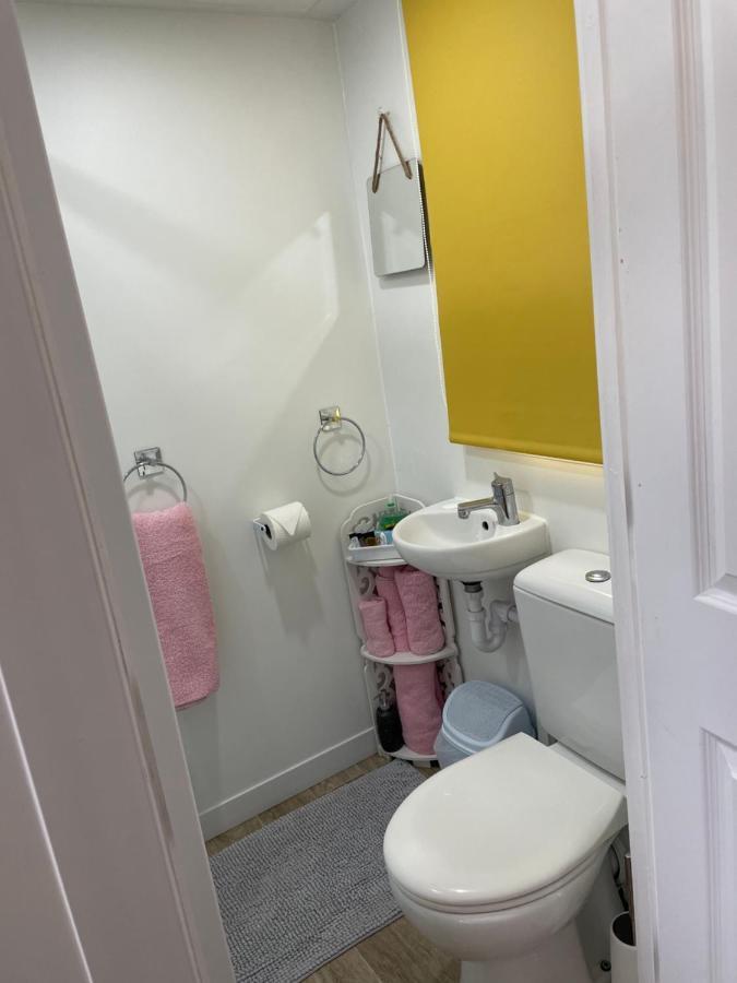 The Little Nest Beach Sole Use Accommodation Near To Bath ウィック エクステリア 写真